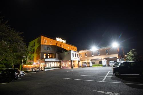 Exterior view, Usa Hotel Riverside in Nakatsu Exterior view, Usa Hotel Riverside in Nakatsu
