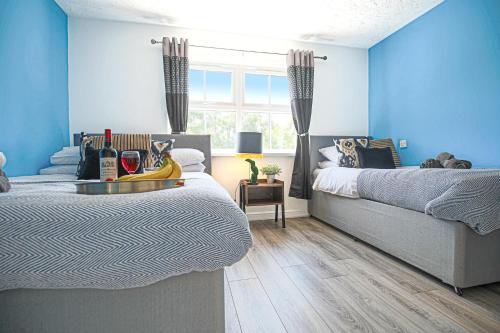 Delightful 2 BED APARTMENT for BICESTER OUTLET SHOPPING by Platinum Key Properties in Bicester North Delightful 2 BED APARTMENT for BICESTER OUTLET SHOPPING by Platinum Key Properties in Bicester North