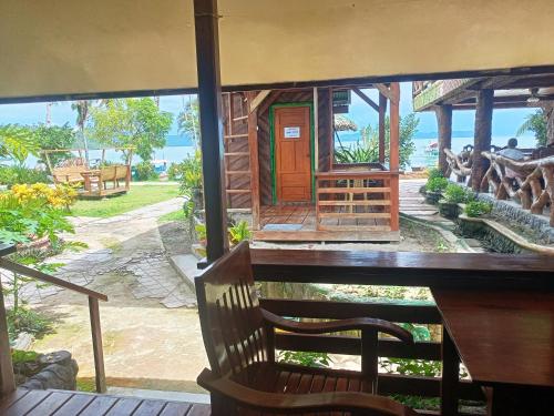 Balcony/terrace, Ausan Beach Front Cottages in San Vicente Balcony/terrace, Ausan Beach Front Cottages in San Vicente