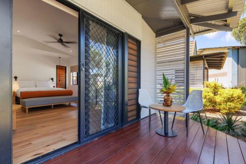 ระเบียง/ชานเรือน, เมอร์เคียว ดาร์วิน แอร์พอร์ต รีสอร์ต (Mercure Darwin Airport Resort) near สนามบินนานาชาติดาร์วิน ระเบียง/ชานเรือน, เมอร์เคียว ดาร์วิน แอร์พอร์ต รีสอร์ต (Mercure Darwin Airport Resort) near สนามบินนานาชาติดาร์วิน