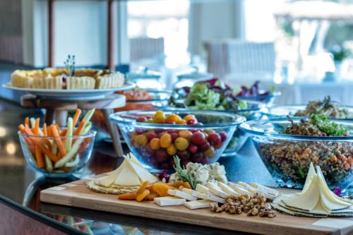 Mâncare şi băutură, Hotel Montjoi by Brava Hoteles in San Feliu de Guixols Mâncare şi băutură, Hotel Montjoi by Brava Hoteles in San Feliu de Guixols