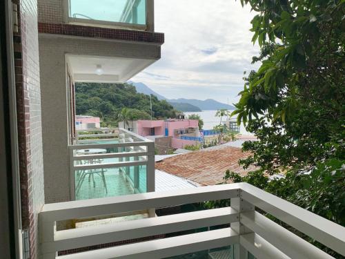 Bayshore Inn in Lamma Island Bayshore Inn in Lamma Island