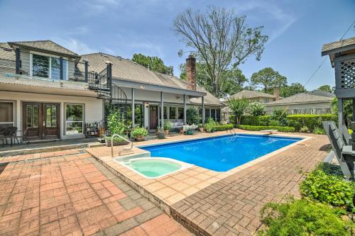 수영장, Spacious Houston Home, Day Trip to Galveston! in 클리어 레이크 수영장, Spacious Houston Home, Day Trip to Galveston! in 클리어 레이크