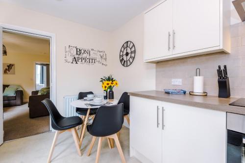 Facilities, Modern apartment in Crewe by 53 Degrees Property, ideal for long-term Business & Contractors - Sleep in Crewe Facilities, Modern apartment in Crewe by 53 Degrees Property, ideal for long-term Business & Contractors - Sleep in Crewe