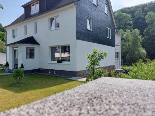 Tampilan eksterior, Ferienwohnung Zum Kühlen Grund (Ferienwohnung Zum Kuhlen Grund) in Eimelrod Tampilan eksterior, Ferienwohnung Zum Kühlen Grund (Ferienwohnung Zum Kuhlen Grund) in Eimelrod