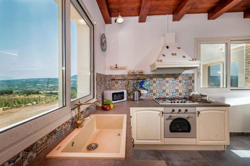 ห้องครัว, Villa Mirò, stupenda villa con piscina privata (Villa Miro, stupenda villa con piscina privata) in กาเซ ฟิออร์ดิลิโน ห้องครัว, Villa Mirò, stupenda villa con piscina privata (Villa Miro, stupenda villa con piscina privata) in กาเซ ฟิออร์ดิลิโน