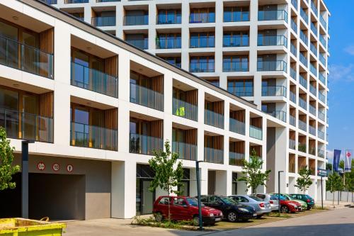 Warsaw Praga Kokoryczki Apartments with Parking by Noclegi Renters