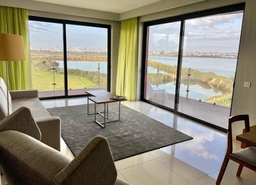 Aguahotels Riverside in Lagoa Aguahotels Riverside in Lagoa