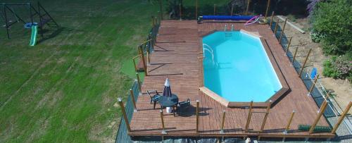 Swimming pool, Glamping La Petite Lande in Saint-Jory-de-Chalais Swimming pool, Glamping La Petite Lande in Saint-Jory-de-Chalais