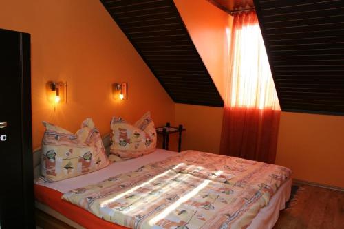 This photo about Edina Apartman shared on HyHotel.com