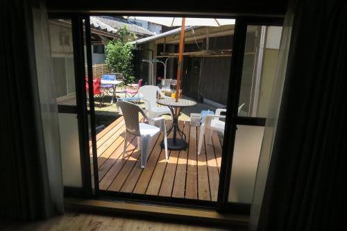 Guesthouse ONE WORLD in Kitsuki Guesthouse ONE WORLD in Kitsuki