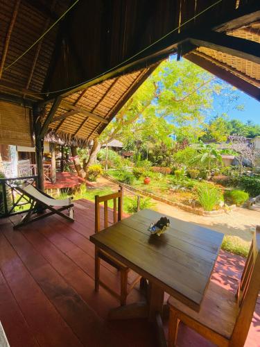 View, Tamarin Lodge in Nosy Ambariovato View, Tamarin Lodge in Nosy Ambariovato