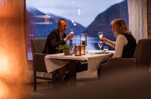 Restaurante, Dragsvik Fjordhotel in Balestrand Restaurante, Dragsvik Fjordhotel in Balestrand