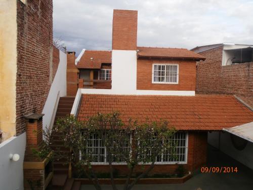 This photo about Cerca Departamentos shared on HyHotel.com