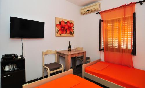 Sofia Rooms in تيفات Sofia Rooms in تيفات