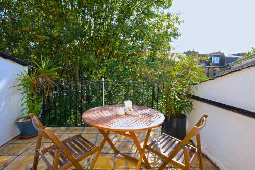 Kensington flat with roof terrace and sunshine