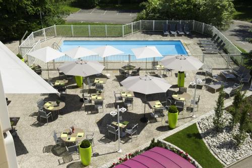 Балкон/тераса, Hotel Mercure Annemasse Porte De Geneve in Гайард Балкон/тераса, Hotel Mercure Annemasse Porte De Geneve in Гайард