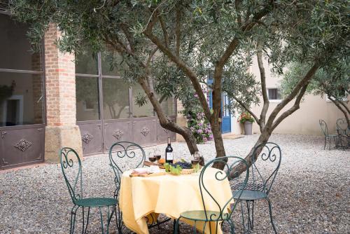 This photo about Chateau Canet shared on HyHotel.com