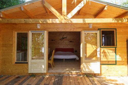 Вход, CABANE BAMBOU in Fronsac Вход, CABANE BAMBOU in Fronsac