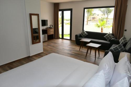 Hôtel Corail de Cabo (Hotel Corail de Cabo) in Cabo Negro Hôtel Corail de Cabo (Hotel Corail de Cabo) in Cabo Negro
