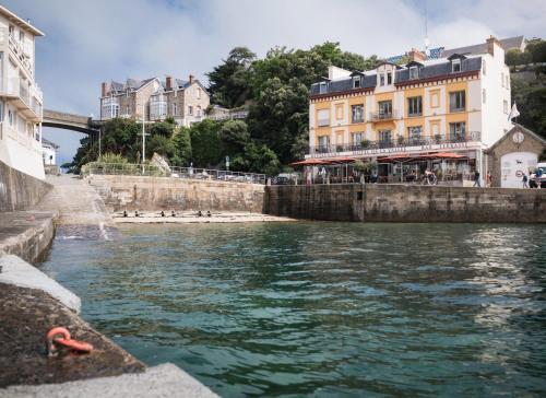 Vistas, Hotel De La Vallee in Dinard Vistas, Hotel De La Vallee in Dinard