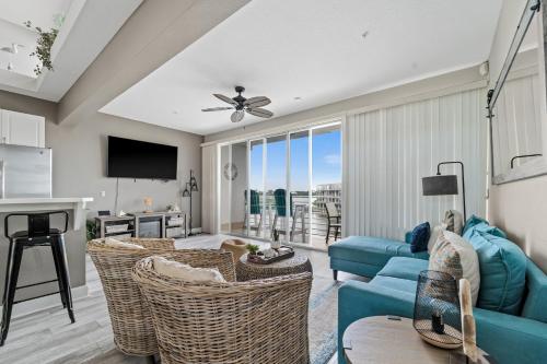 Sea-renity Luxury Villa 8284 in Placida (FL) Sea-renity Luxury Villa 8284 in Placida (FL)