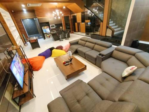 D02 KLCC view Karaoke Bungalow KL in 세타팍 D02 KLCC view Karaoke Bungalow KL in 세타팍
