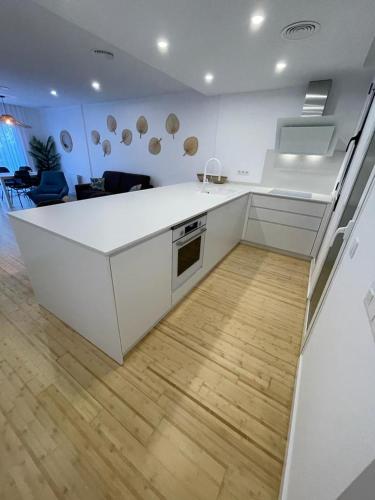 Kitchen, Denia, apartamento a estrenar con jardin privado, piscina y vistas al mar in Las Rotas Beach Kitchen, Denia, apartamento a estrenar con jardin privado, piscina y vistas al mar in Las Rotas Beach