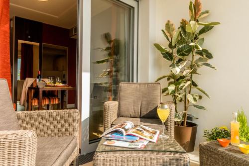 شرفة/ تراس, ZENAO MONTREUIL- Croix de Chavaux in مونتروي شرفة/ تراس, ZENAO MONTREUIL- Croix de Chavaux in مونتروي