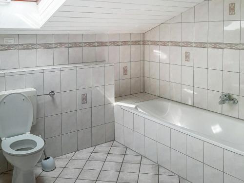 Bathroom, Ferienwohnungen am Hasenweg in Ruhstorf Bathroom, Ferienwohnungen am Hasenweg in Ruhstorf