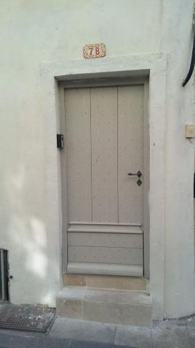 Duplex en pierre proche des Arenes in Arles Duplex en pierre proche des Arenes in Arles