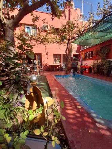 Πισίνα, Hostel Estacion Mendoza in Mendoza Πισίνα, Hostel Estacion Mendoza in Mendoza