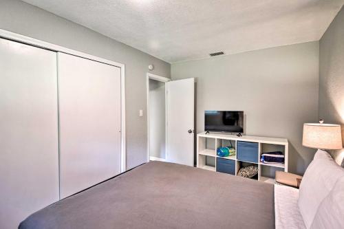 Dog-Friendly Home with Gas Grill - Walk to Rose Bay! in Port Orange (FL) Dog-Friendly Home with Gas Grill - Walk to Rose Bay! in Port Orange (FL)