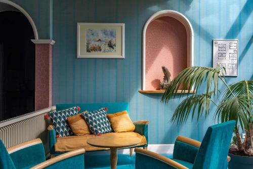 Lobby, Logis Hotel Restaurant Auberge De La Selune in Ducey Lobby, Logis Hotel Restaurant Auberge De La Selune in Ducey