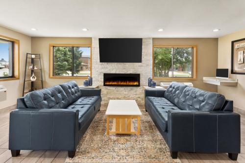 Лобби, Super 8 By Wyndham Ankeny/Des Moines Area in Анкени (Айова) Лобби, Super 8 By Wyndham Ankeny/Des Moines Area in Анкени (Айова)