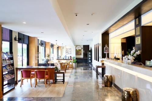 Lobby, Sawaddi Patong Resort & Spa by Tolani in Phuket Lobby, Sawaddi Patong Resort & Spa by Tolani in Phuket