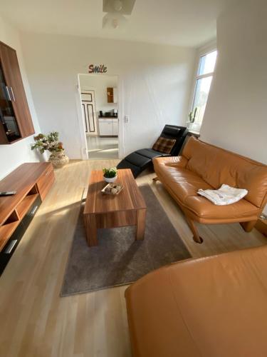 Geraumige Ferienwohnung im Grunen in Lichtenstein Geraumige Ferienwohnung im Grunen in Lichtenstein