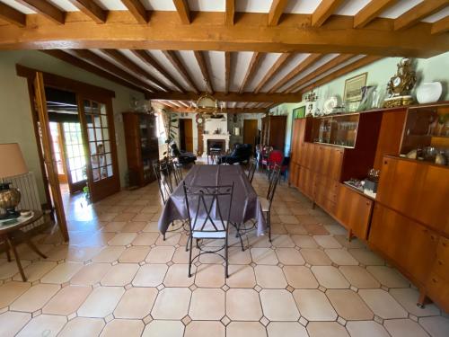 Banquet hall, La pommeraie 76 in Envermeu Banquet hall, La pommeraie 76 in Envermeu
