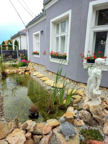 Blanka Villa Wellness Home in บาโคนิเชนต์ลาชโล Blanka Villa Wellness Home in บาโคนิเชนต์ลาชโล