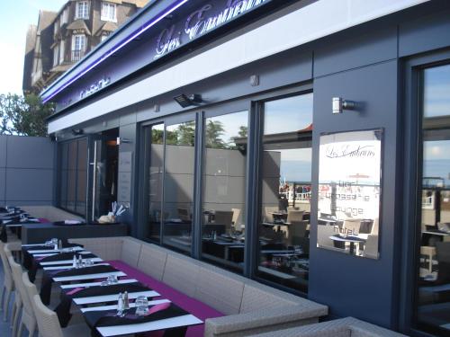 شرفة/ تراس, Les Embruns in Trouville Sur Mer شرفة/ تراس, Les Embruns in Trouville Sur Mer