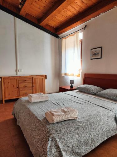 Rocce Bianche Rental Rooms in Genga Rocce Bianche Rental Rooms in Genga