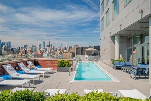 Swimming pool, Hotel Indigo Lower East Side By IHG in Lower East Side Swimming pool, Hotel Indigo Lower East Side By IHG in Lower East Side