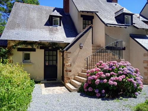 Cottage sur le Domaine du golf de la Bretesche in Missillac Cottage sur le Domaine du golf de la Bretesche in Missillac