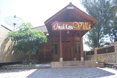 Entrance, Omah Kayu Villa in Situbondo Entrance, Omah Kayu Villa in Situbondo
