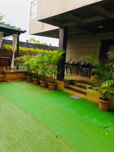 Slice Of Heaven.3-Bedroom Villa with Pool & Gazebo in Lonavala Slice Of Heaven.3-Bedroom Villa with Pool & Gazebo in Lonavala