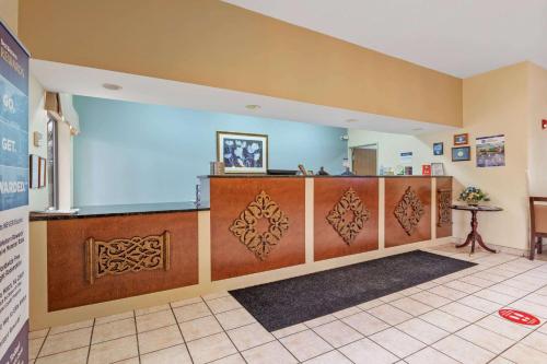 Vestíbulo, Best Western Clearlake Plaza in Springfield City Center Vestíbulo, Best Western Clearlake Plaza in Springfield City Center