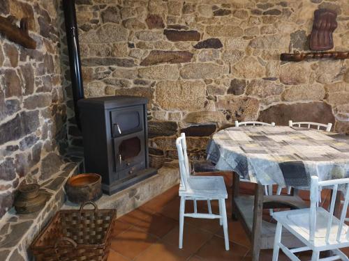 Létesítmények, A Palleira de Aguil in Castro Caldelas Létesítmények, A Palleira de Aguil in Castro Caldelas