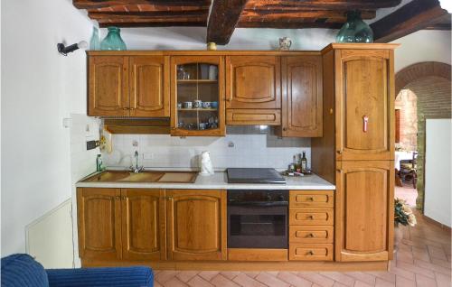 Konyha, 2 Bedroom Amazing Apartment In Cortona in Metelliano Konyha, 2 Bedroom Amazing Apartment In Cortona in Metelliano