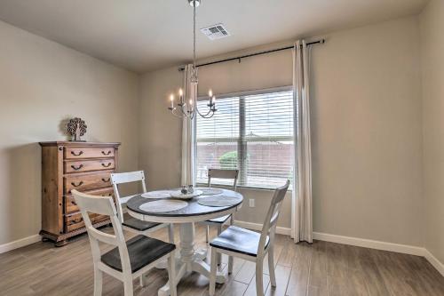 Delightful Family-Friendly House with Fire Pit! in Green Valley (AZ) Delightful Family-Friendly House with Fire Pit! in Green Valley (AZ)