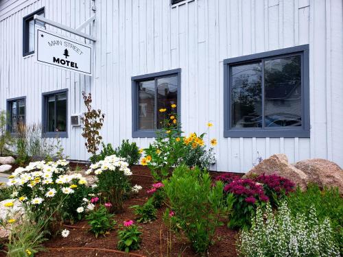 Main Street Motel in Bar Harbor (ME) Main Street Motel in Bar Harbor (ME)